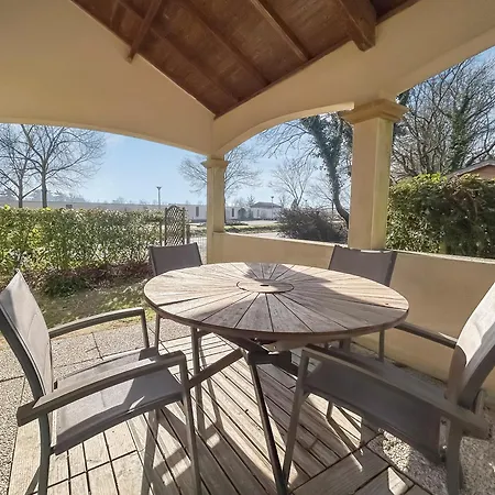 Dom wakacyjny L'oree Des Buis, Piscine Privatisable